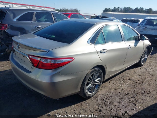 4T1BF1FK1HU270876 Toyota CAMRY SE