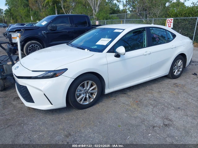 Toyota CAMRY LE 2025 4T1DAACK3SU028836 Image 2