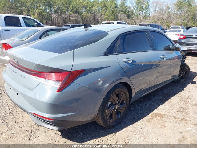 KMHLM4AGXMU158778 Hyundai ELANTRA SEL