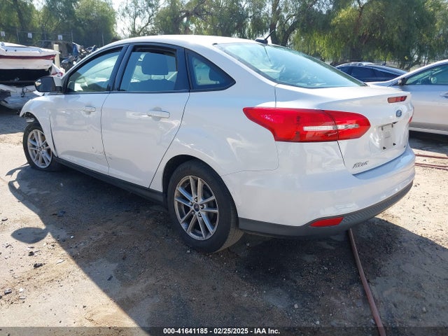 1FADP3F20FL243036 Ford FOCUS SE
