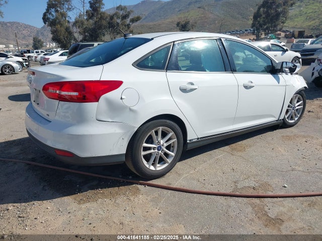 1FADP3F20FL243036 Ford FOCUS SE