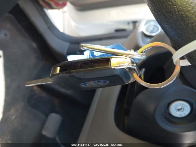 NM0LS7F25K1392332 Ford Transit Connect Xlt
