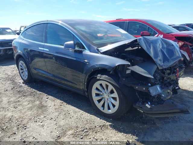 2020 TESLA MODEL X 5YJXCBE23LF233601 Photo 0