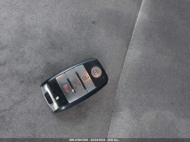 KNDJP3AE5G7011573 KIA SOUL EV