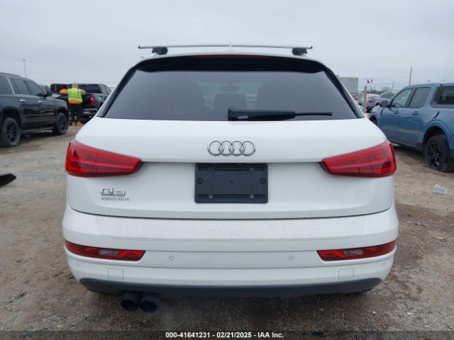 WA1BCCFS1JR010439 Audi Q3 2.0t Premium/2.0t Sport Premium