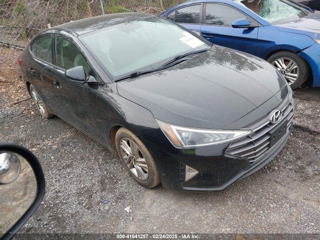 2019 5NPD84LFXKH467868 main image
