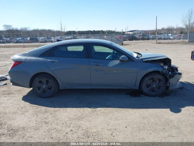 KMHLM4AJ1NU032127 Hyundai Elantra Hybrid Blue