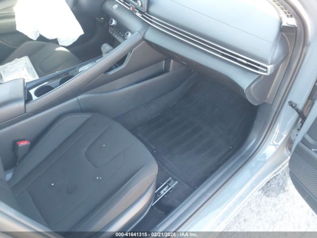 KMHLM4AJ1NU032127 Hyundai Elantra Hybrid Blue