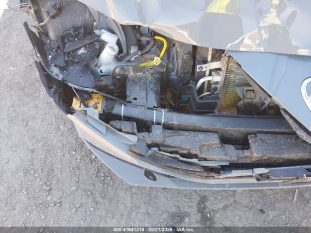 KMHLM4AJ1NU032127 Hyundai Elantra Hybrid Blue