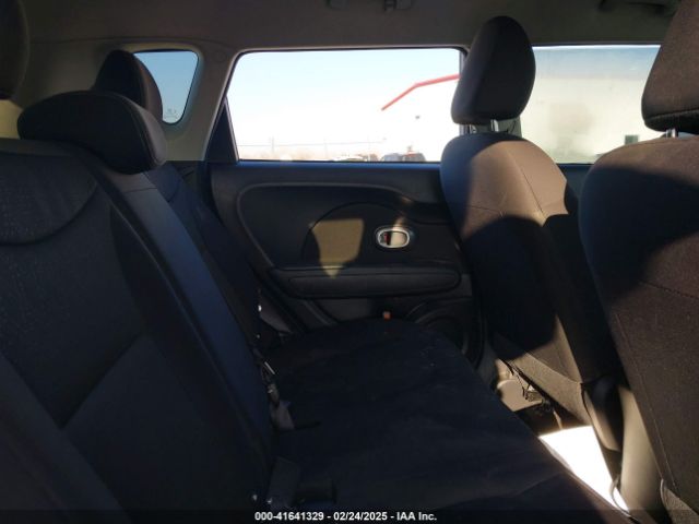 KNDJN2A21G7840324 KIA Soul