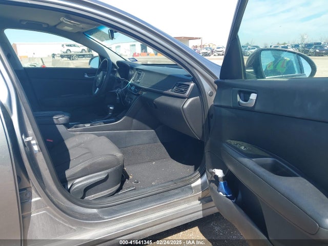 KIA Optima Lx 2016 5XXGT4L33GG025549 Image 5