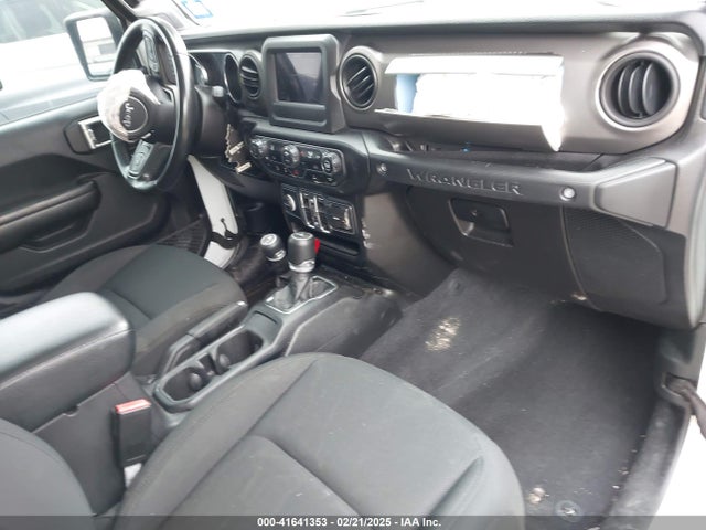 2021 JEEP WRANGLER UNLIMITED 1C4HJXDN2MW625890 Photo 4