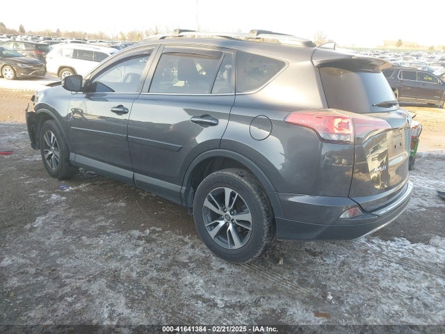 2T3RFREV9HW666120 Toyota Rav4 Xle