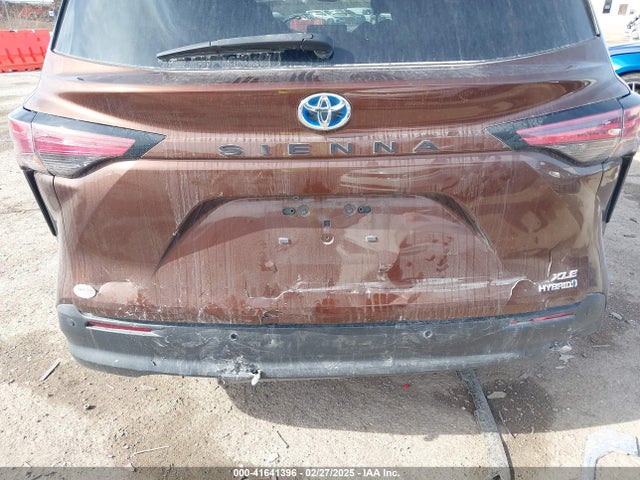 5TDJRKEC2MS005454 Toyota SIENNA XLE
