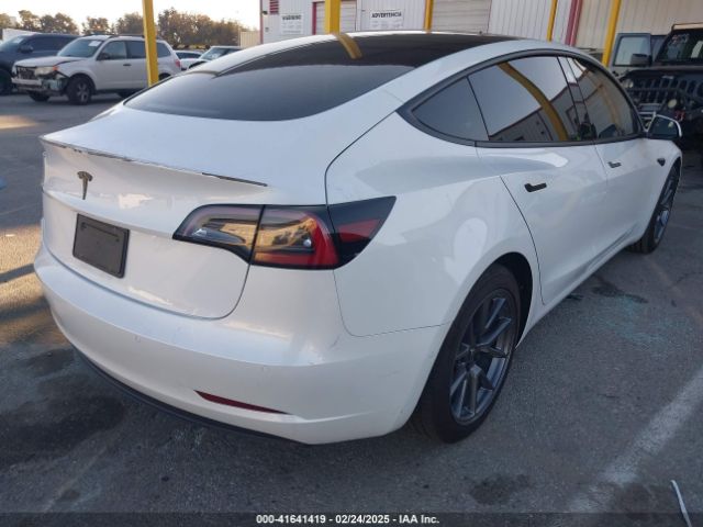 2021 TESLA MODEL 3 5YJ3E1EA4MF068833 Photo 3