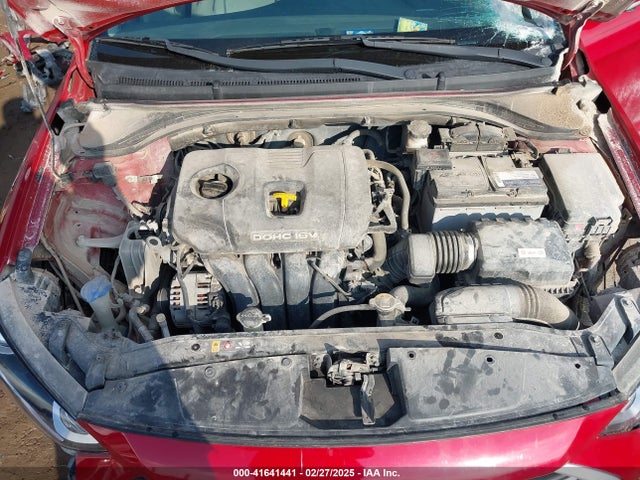 5NPD84LF8JH299047 Hyundai ELANTRA SEL
