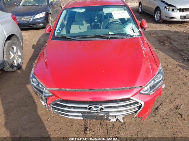 5NPD84LF8JH299047 Hyundai ELANTRA SEL