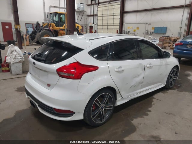 1FADP3L9XFL261741 Ford 2015