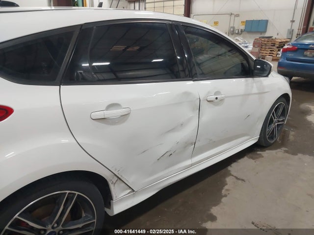 1FADP3L9XFL261741 Ford 2015