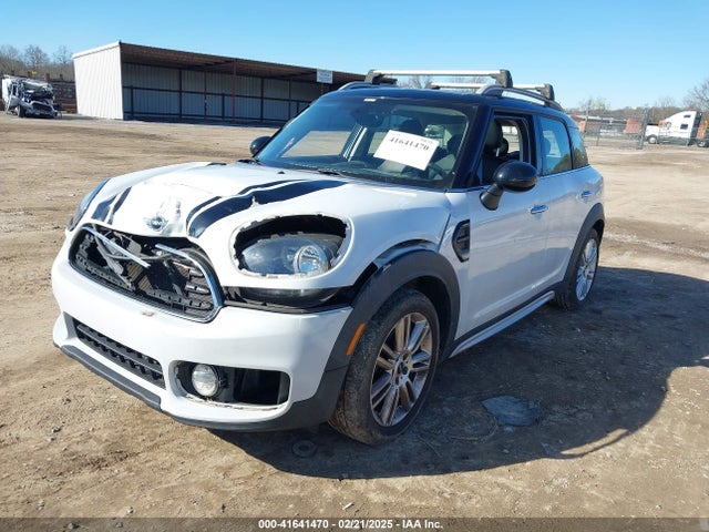 2017 MINI COUNTRYMAN WMZYV5C36H3E01492 Photo 1