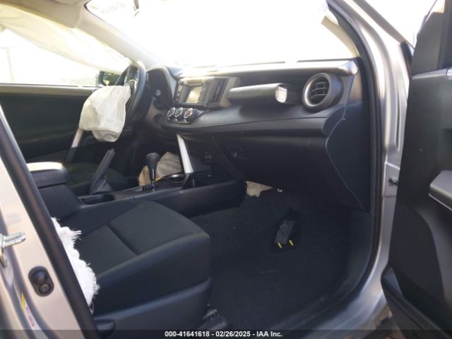 JTMZFREV3JJ169360 Toyota RAV4 LE