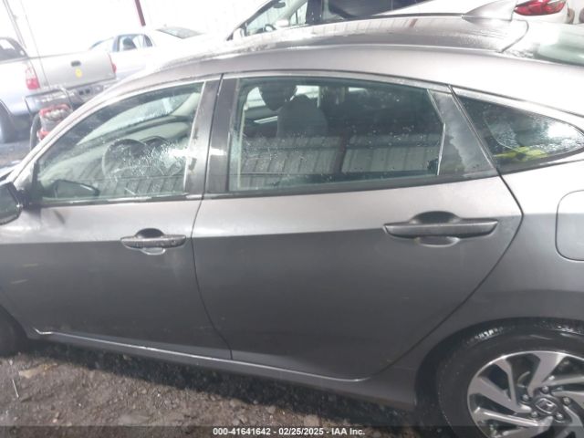 2HGFC2F73JH597127 Honda CIVIC EX