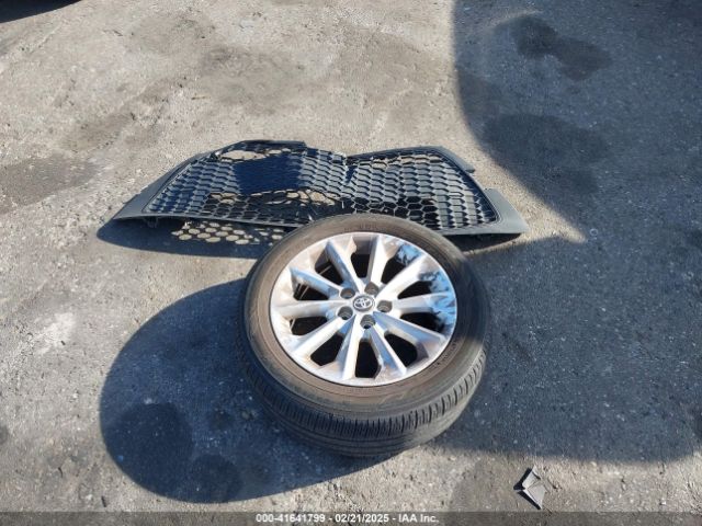 JTDVPMAE9NJ192507 Toyota COROLLA LE