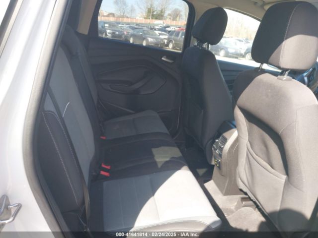 1FMCU9GXXEUB92225 Ford ESCAPE SE