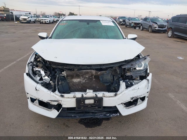 Honda Civic Lx 2018 2HGFC2F56JH515194 Image 13