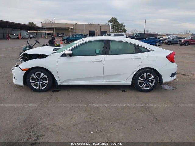 Honda Civic Lx 2018 2HGFC2F56JH515194 Image 15