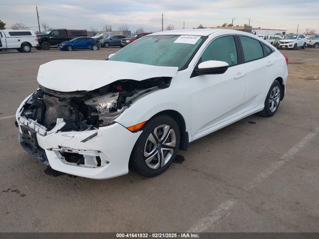Honda Civic Lx 2018 2HGFC2F56JH515194 Image 2