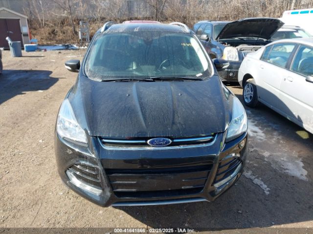 1FMCU9JX9FUA30970 Ford Escape Titanium