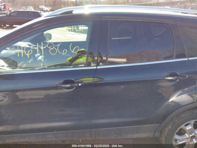 1FMCU9JX9FUA30970 Ford Escape Titanium