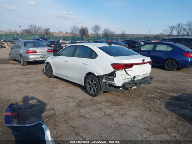 3KPF24AD6KE111207 KIA Forte Lxs