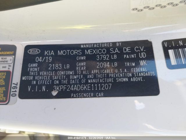 3KPF24AD6KE111207 KIA Forte Lxs