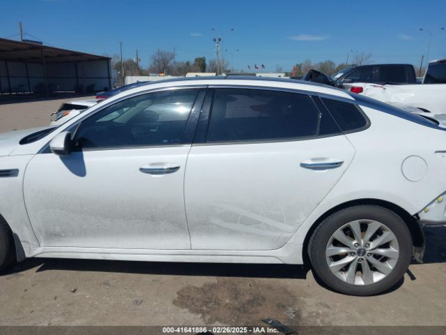 5XXGU4L33JG258075 KIA OPTIMA EX