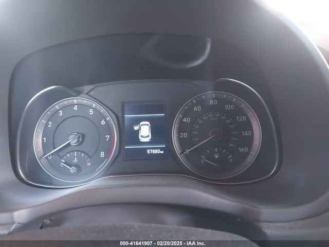 KM8K12AAXKU289324 Hyundai Kona Se