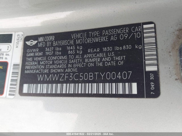 2011 MINI COOPER CLUBMAN WMWZF3C50BTY00407 Photo 8