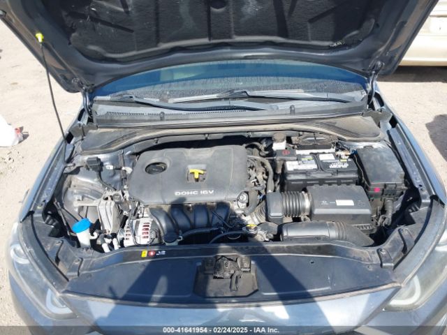 5NPD84LF1JH298953 Hyundai ELANTRA SEL