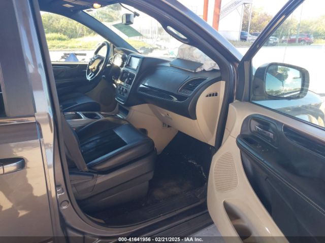 2C4RDGCG4HR858649 Dodge Grand Caravan Sxt