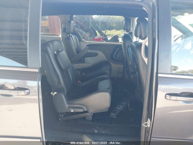 2C4RDGCG4HR858649 Dodge Grand Caravan Sxt