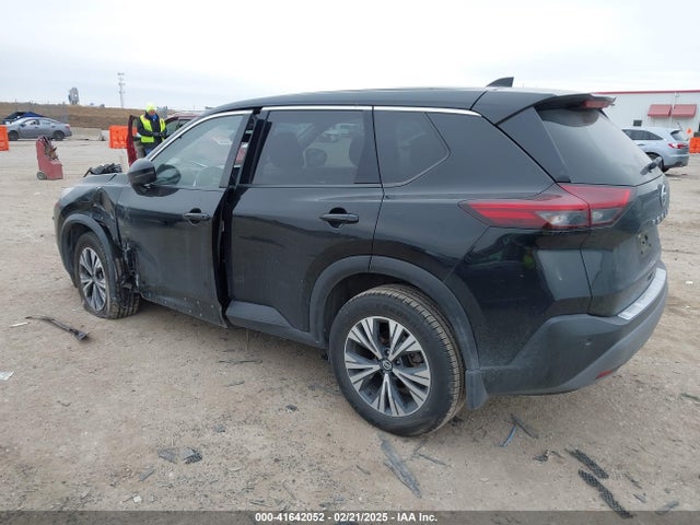 JN8AT3BA9MW003506 Nissan Rogue Sv Fwd