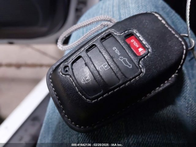 JTDADABU4R3009701 Toyota Prius Limited Awd-e