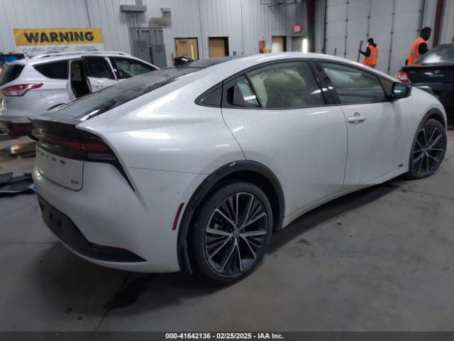 JTDADABU4R3009701 Toyota Prius Limited Awd-e