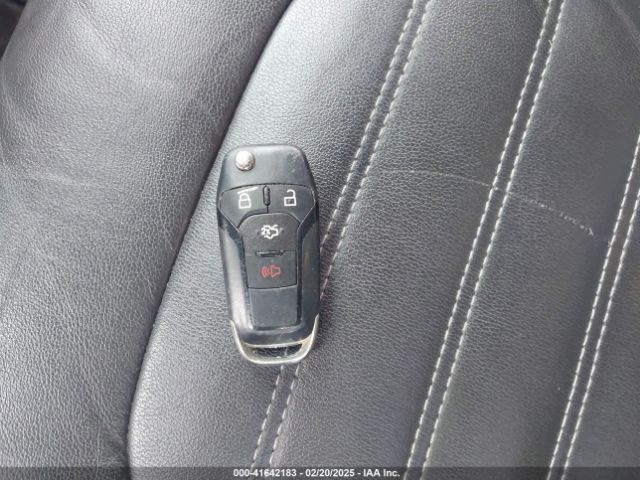 1FA6P0HD8G5100363 Ford FUSION SE