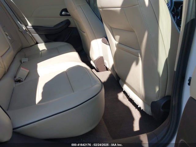 1G11F5SL4FF185692 Chevrolet Malibu 1lz