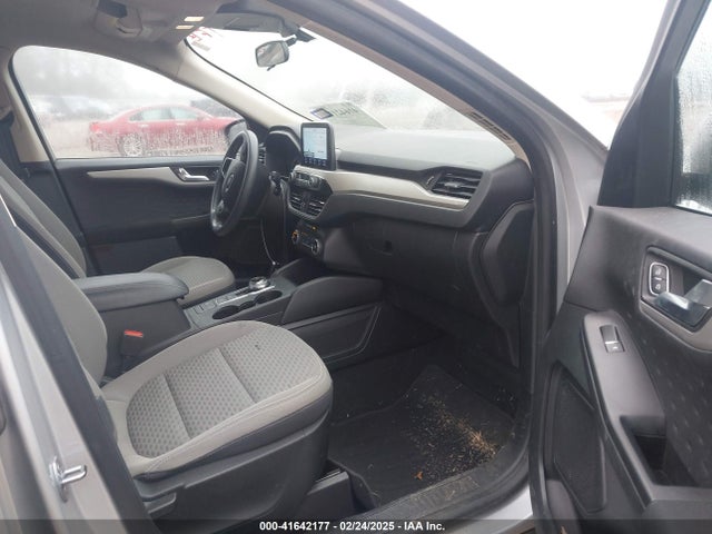 1FMCU0G64LUC51804 Ford ESCAPE SE