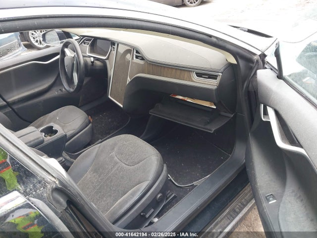 2013 TESLA MODEL S 5YJSA1CN8DFP26506 Photo 4
