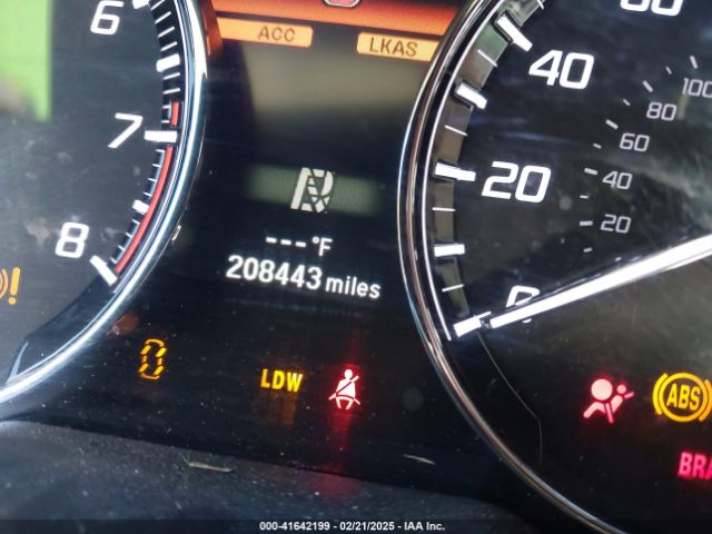 JH4KC1F94EC001457 Acura RLX