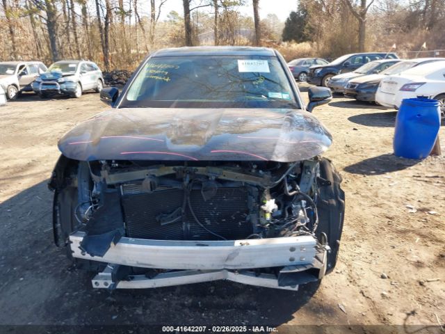 5TDCZRBH8MS070150 Toyota Highlander L